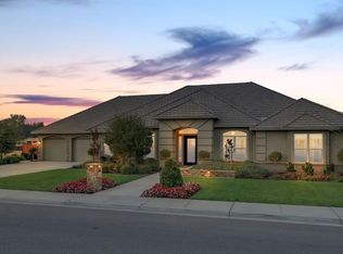 10205 Fox Borough Dr, Oakdale, CA