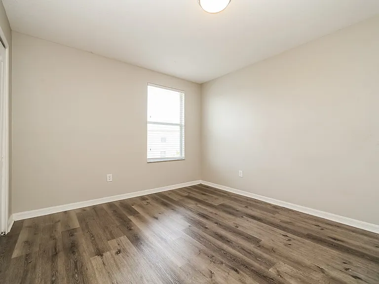 6402 Trent Creek Dr — Photo 12