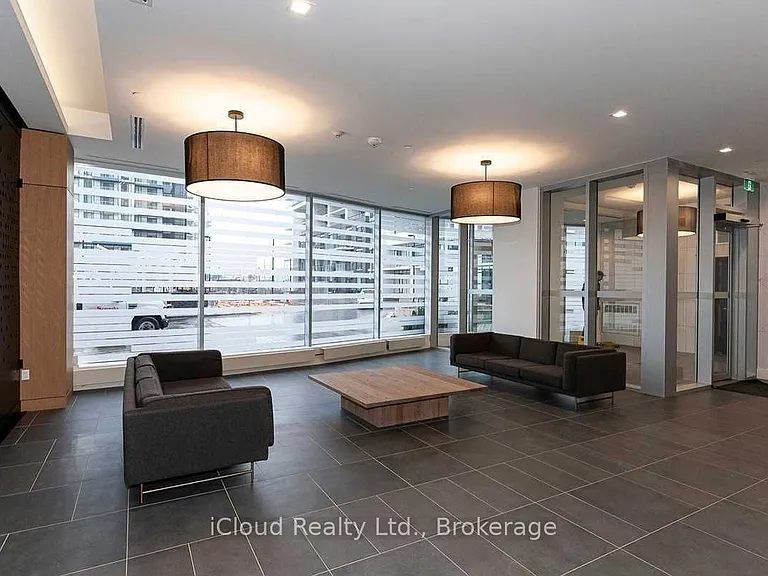 2520 Eglinton Ave W #822 — Photo 3