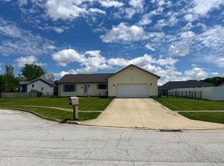 1208 Yonker Pl, Fostoria, OH 44830