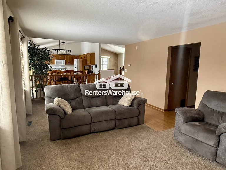 18635 Explorer Way — Photo 8