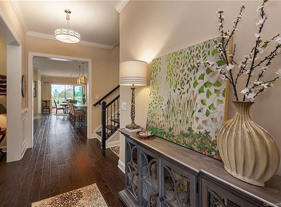 5th image of 7180 Hanging Rock Ct