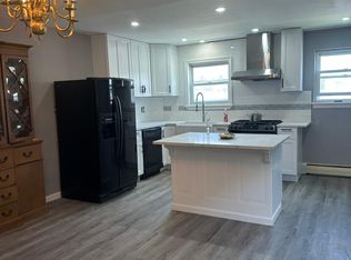 8312 Strahle Pl, Philadelphia, PA 19111