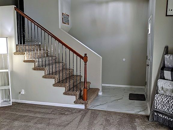 4th image of 6017 S 187th St