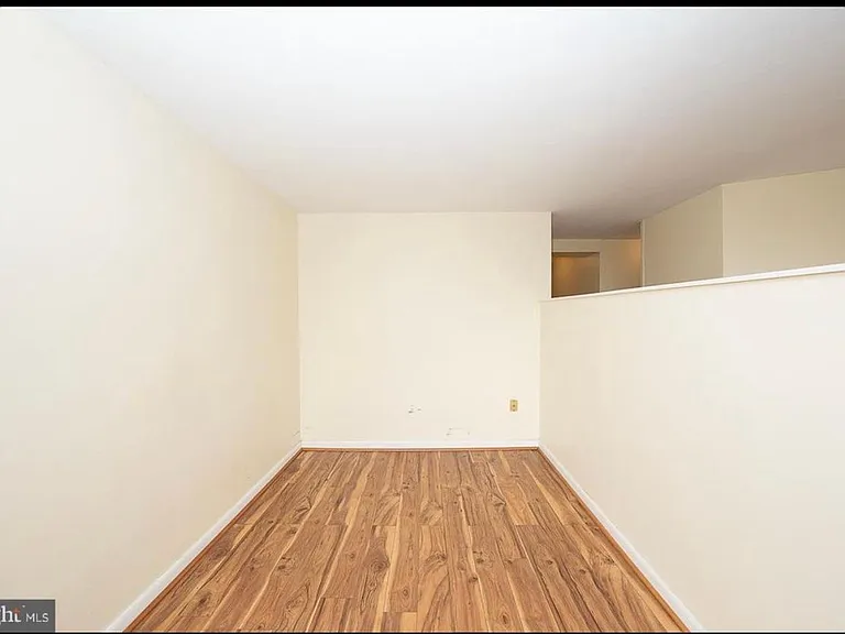 50 Belmont Ave #4 — Photo 3