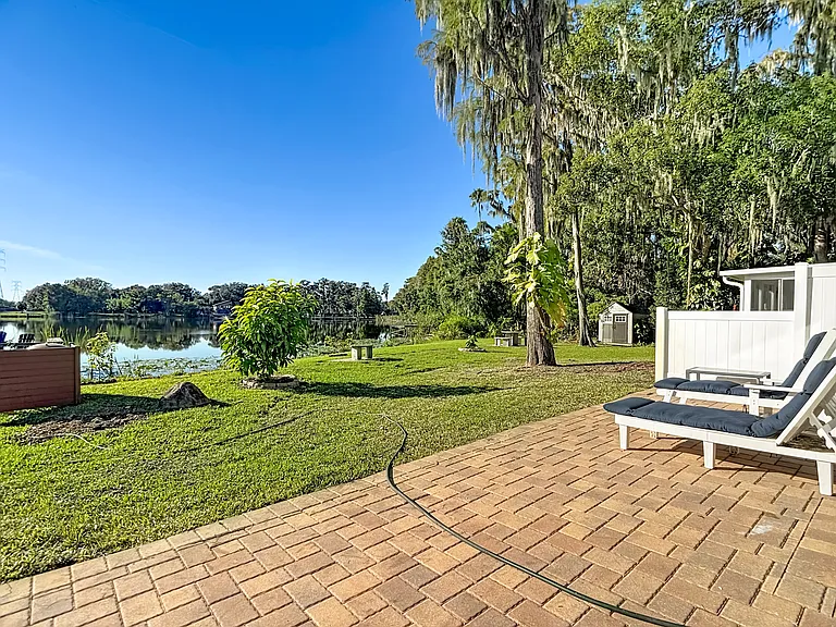 17208 Orangewood Dr — Photo 57