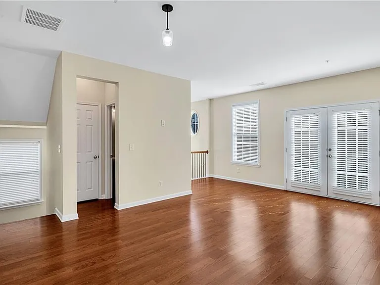 6174 Indian Wood Cir SE — Photo 13