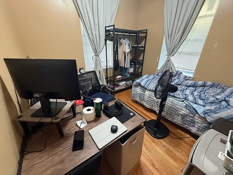 9 Shepherd Ave #2A — Photo 37