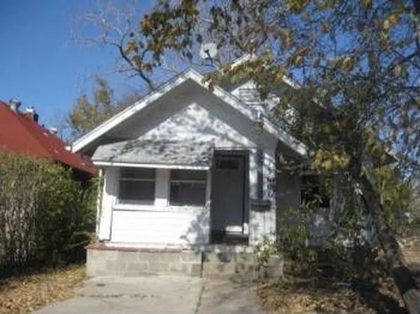 3606 E 20th St, Kansas City, MO 64127