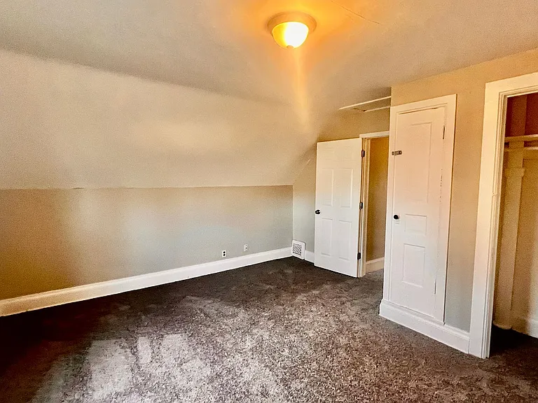 1435 Villa St — Photo 21