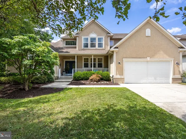 9 Spicer Pl, Lawnside, NJ 08045