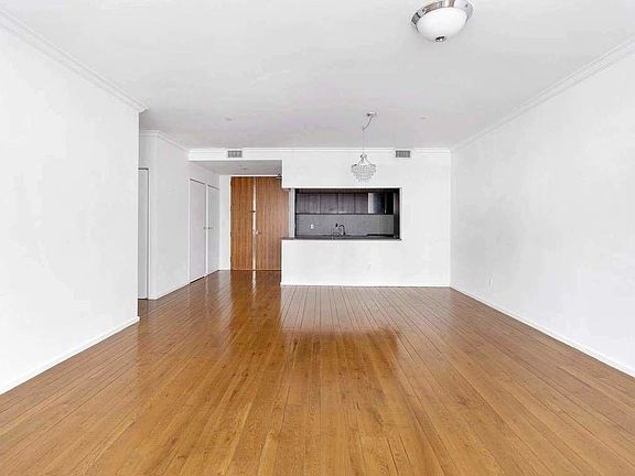 4th image of 21 Astor Pl APT 5B