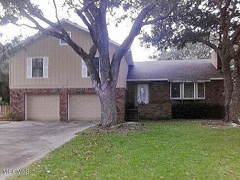 3rd image of 209 Glen Eagles Dr