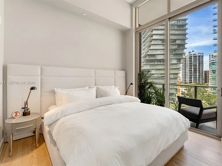 2655 S Bayshore Dr #807 — Photo 9