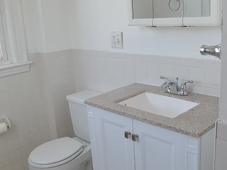 249A Foster St — Photo 7