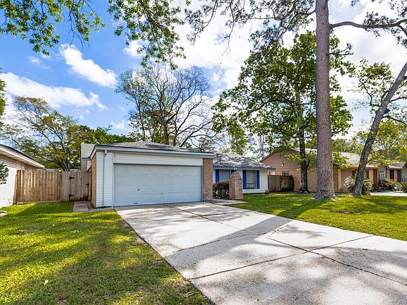 3rd image of 23114 Harpergate Dr