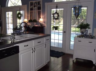 5924 NW 43rd Ave, Gainesville, FL 32606