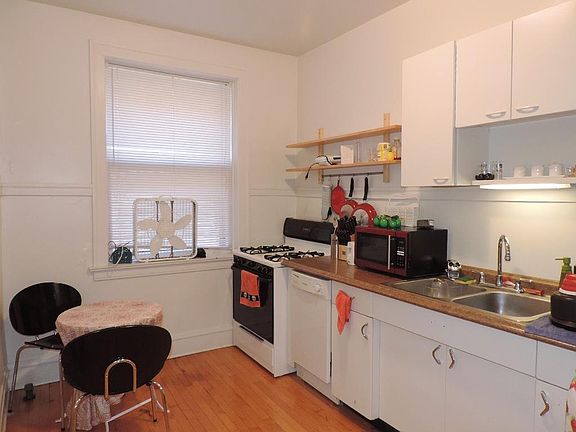 5th image of 104 Keeney St #2