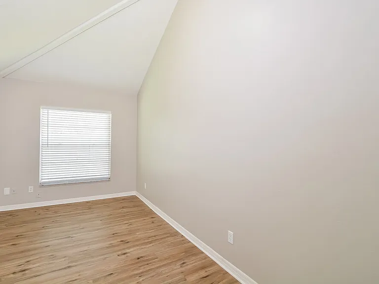 2156 Pimlico St — Photo 15