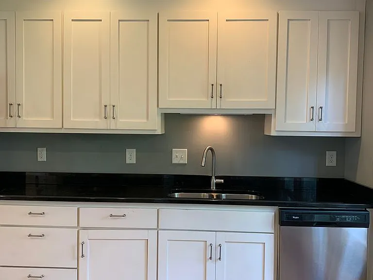 23 Colonial Dr — Photo 27