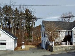 17 Canobieola Rd, Methuen, MA 01844