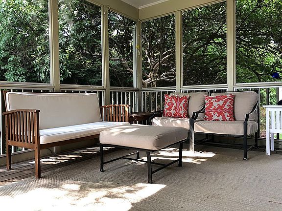 5th image of 11002 Waycross Way