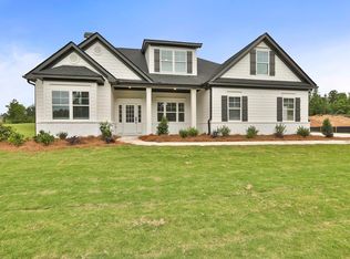 51 Daniel Dr, Newnan, GA 30265