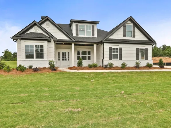 51 Daniel Dr, Newnan, GA 30265