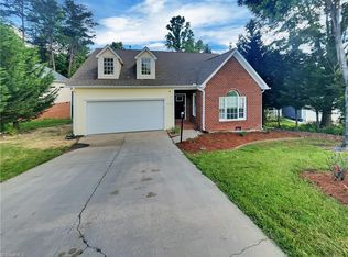 5710 Manor Ridge Trl, Greensboro, NC 27407