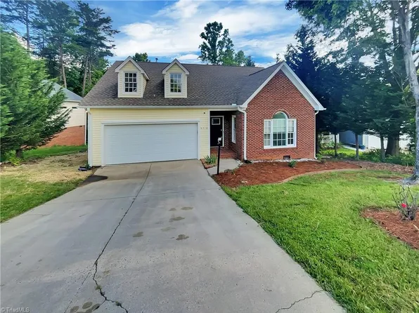 5710 Manor Ridge Trl, Greensboro, NC 27407