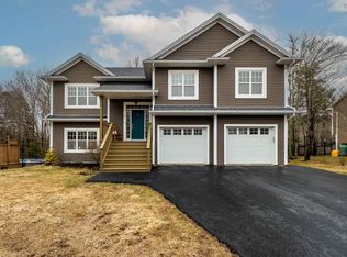 31 Colville Ct, Halifax, NS B4G1B8