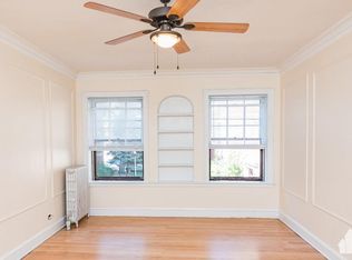 1441 W Albion Ave APT 1B, Chicago, IL 60626