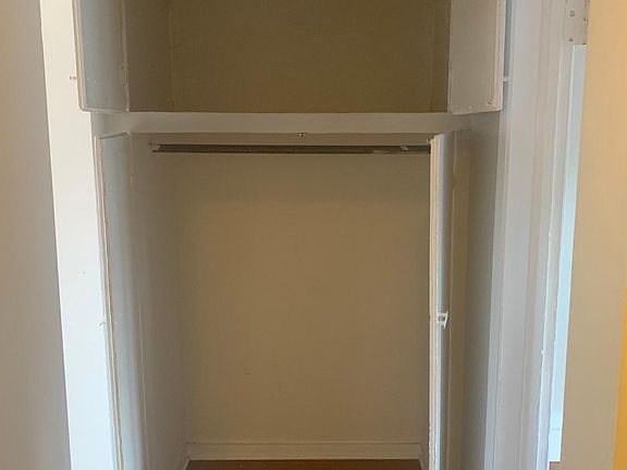4th image of 404 N Marion St APT 2