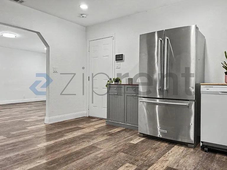 3422 9th Ave — Photo 23