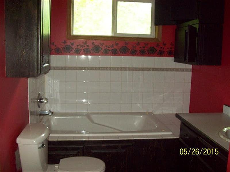 2nd image of 39034 Summit Rd