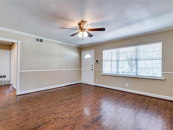 4th image of 1515 Lackland St