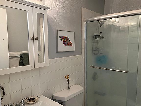 5th image of 885 San Jose Ave #A