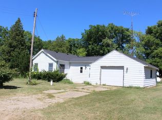 6381 Katz Rd, Grass Lake, MI 49240