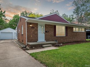 1365 Feeman Ct, Adrian, MI 49221