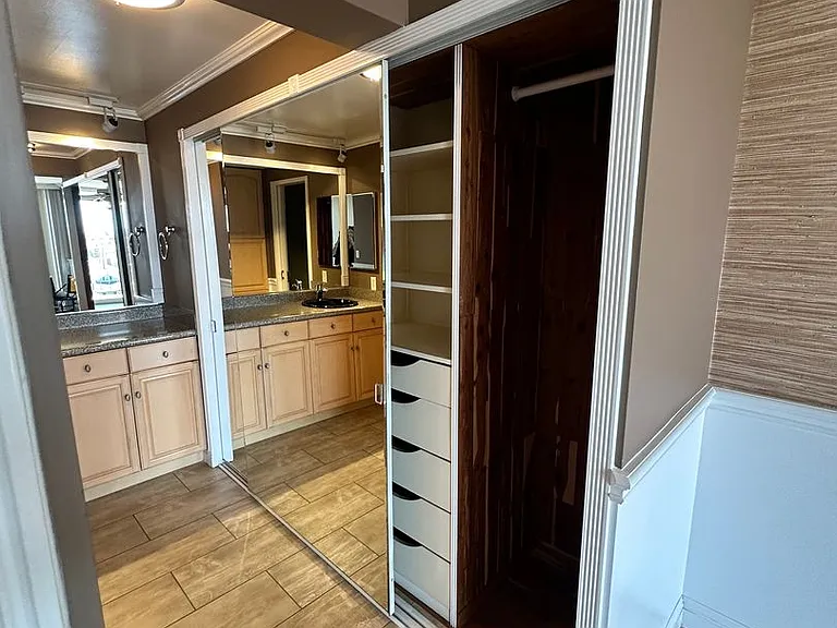 5400 E The Toledo #509 — Photo 15