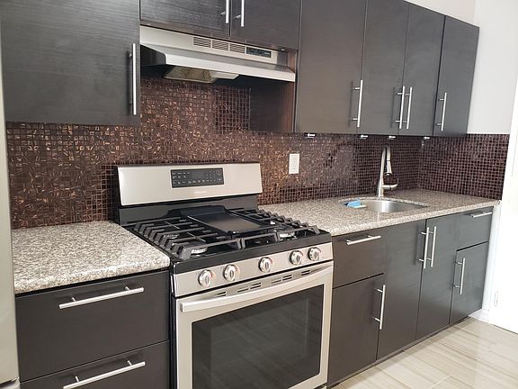 3rd image of 2760 Mill Ave #1