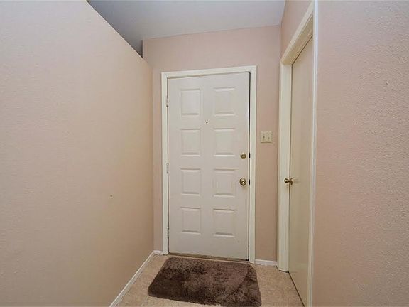 5th image of 4751 Cairnvillage St