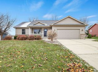 679 W Main St, Evansville, WI 53536