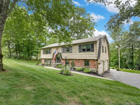 134 Longfellow Road, Shelton, CT 06484