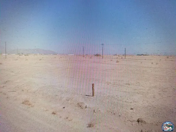 1072 Kerr Ave, Thermal, CA 92274