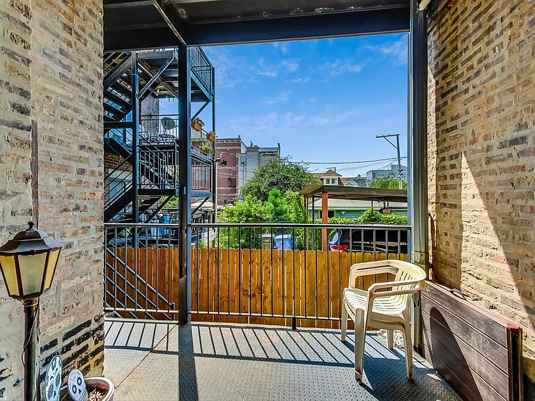 2839 W Cortez St #1 — Photo 33