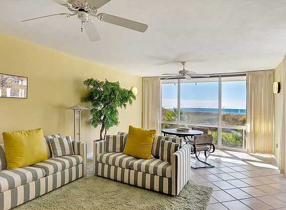 4th image of 4004 Hilton Cir #4