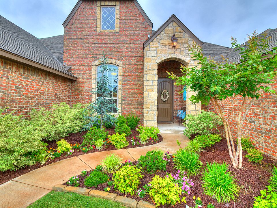 1st image of 14400 Caledonia Way