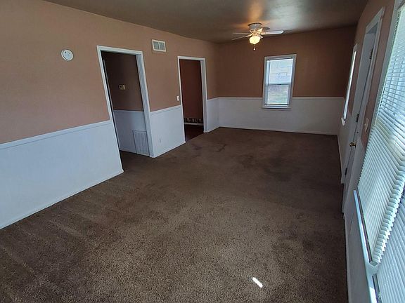 3rd image of 404 W 12th St