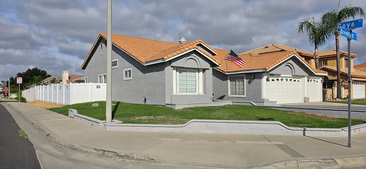 4 bed, 3.0 bath, 2300 sqft, $3,800 — Photo 1